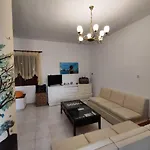 Olive Tree House 度假居 索佐波尔